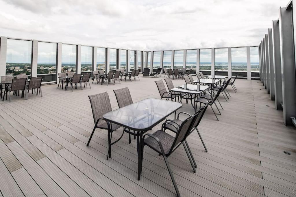 Apartament Blue City - Hanza Tower 슈체친 외부 사진