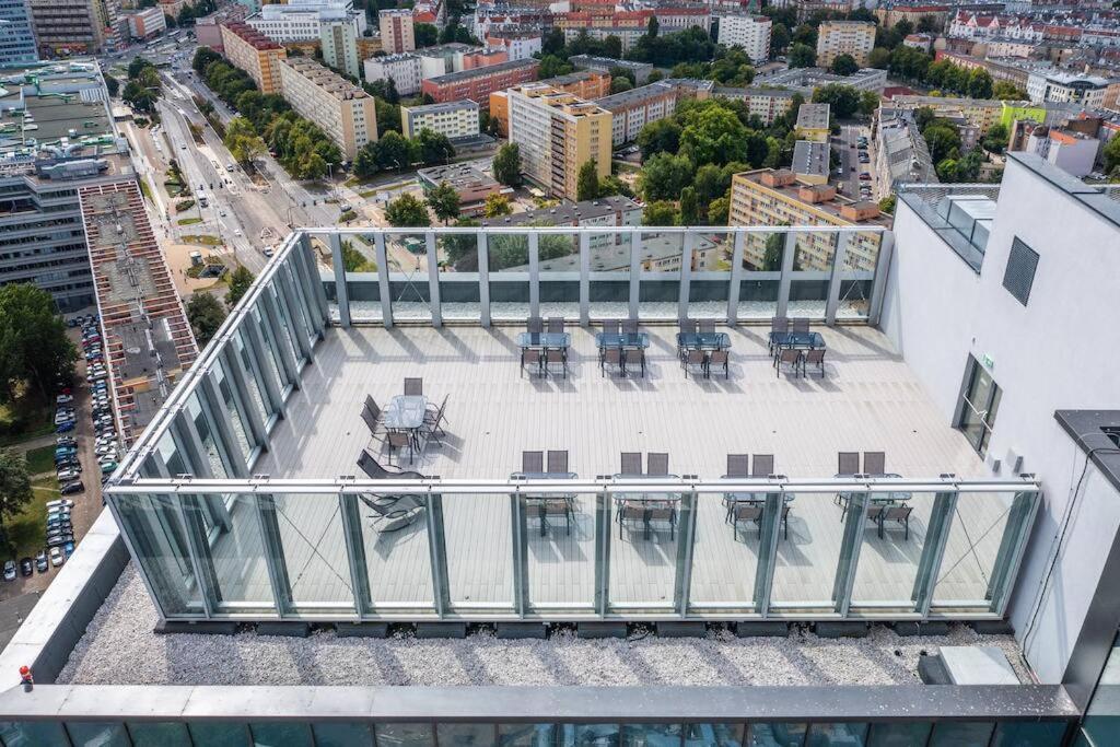 Apartament Blue City - Hanza Tower 슈체친 외부 사진